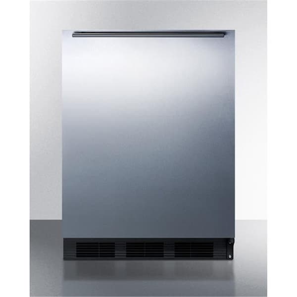 Summit Appliance Summit Appliance CT663BKBISSHH 33.25 x 23.63 x 23.5 in. Built-In Undercounter Refrigerator-Freezer; Black Cabinet - CT663BKBISSHH