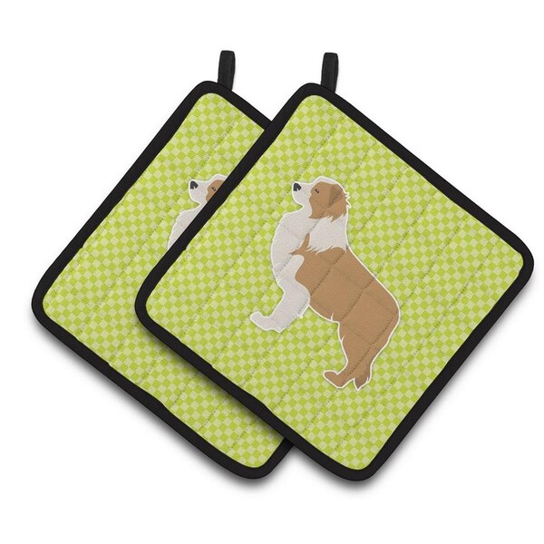 Carolines Treasures Red Border Collie Checkerboard Green Pair of Pot Holders - BB3822PTHD