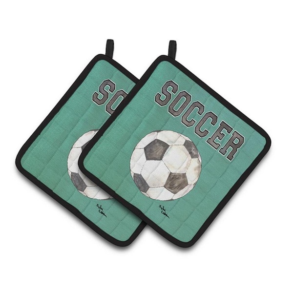 Carolines Treasures Soccer Pair of Pot Holders, 7.5 x 3 x 7.5 in. - 8484PTHD