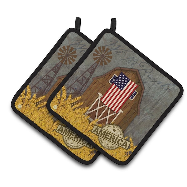 Carolines Treasures Patriotic Barn Land of America Pair of Pot Holders - VHA3036PTHD