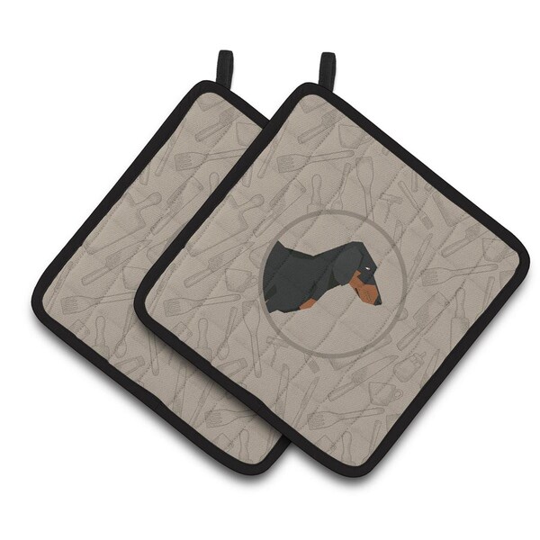 Carolines Treasures Dachshund In the Kitchen Pair of Pot Holders - CK2180PTHD