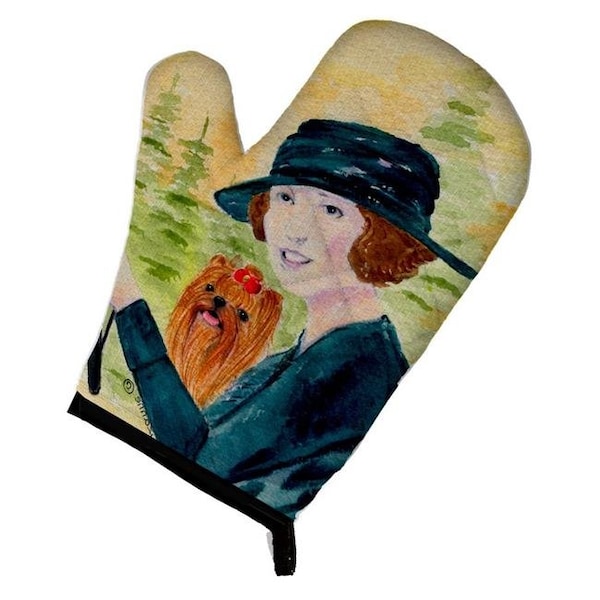 Carolines Treasures Carolines Treasures SS8550OVMT Lady driving with Her Yorkie Oven Mitt - SS8550OVMT