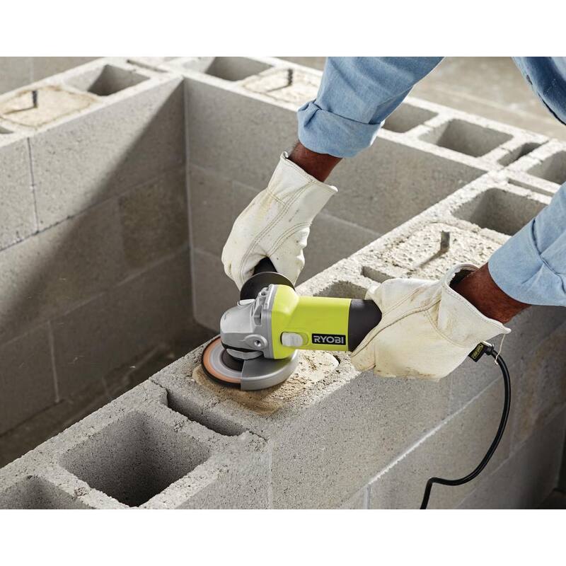 Amoladora angular con cable de 5.5 amperes y 4-1/2 pulgadas RYOBI - AG4031G
