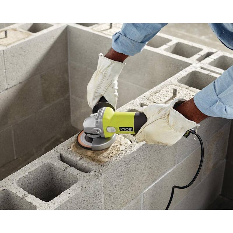 Amoladora angular con cable de 5.5 amperes y 4-1/2 pulgadas RYOBI - AG4031G