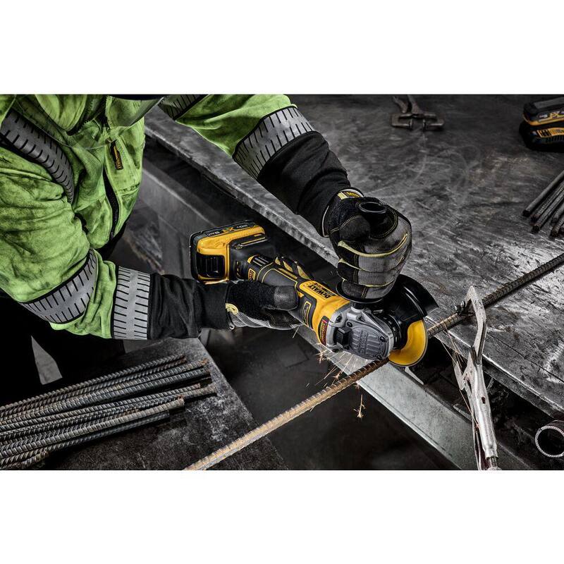 DEWALT Amoladora Angular Inalámbrica de 20V XR 4-1/2 a 5 pulgadas con Velocidad Variable (Herramienta Solamente) - DCG410VSB