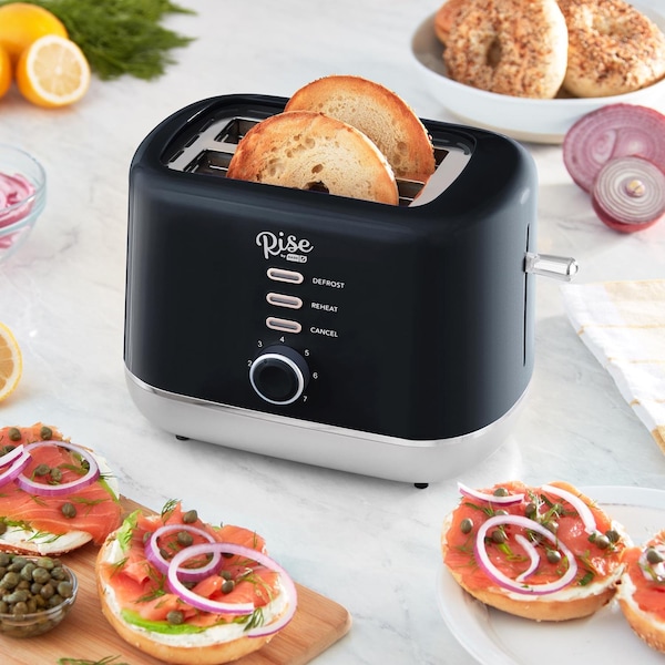 Rise By Dash Plastic Black 2 slot Toaster 7.4 in. H X 7.2 in. W X 11.1 in. D - RTT200GBBK06