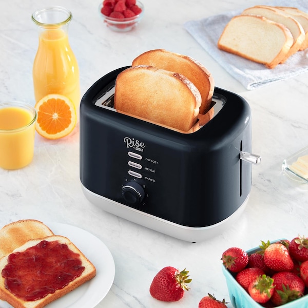 Rise By Dash Plastic Black 2 slot Toaster 7.4 in. H X 7.2 in. W X 11.1 in. D - RTT200GBBK06
