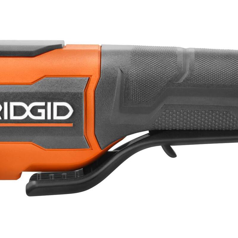 Amoladora Angular Inalámbrica RIDGID 18V Brushless de 4-1/2 pulgadas con Interruptor de Paleta, con (2) Baterías de 4.0 Ah, Cargador y Bolsa - R86047B-AC93044SBN