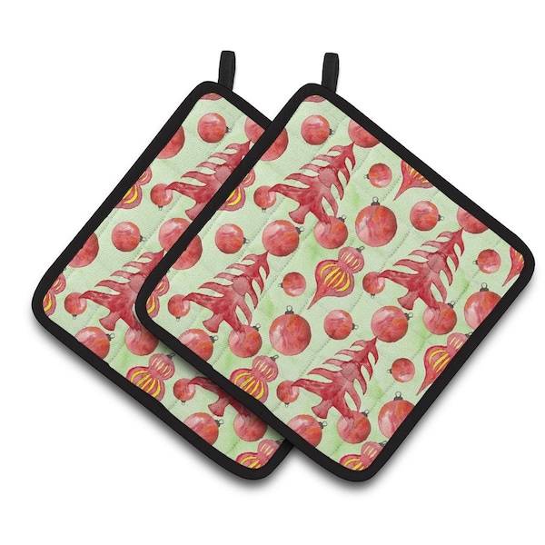 Carolines Treasures Red Christmas Tree and Ornaments Pair of Pot Holders - BB7483PTHD