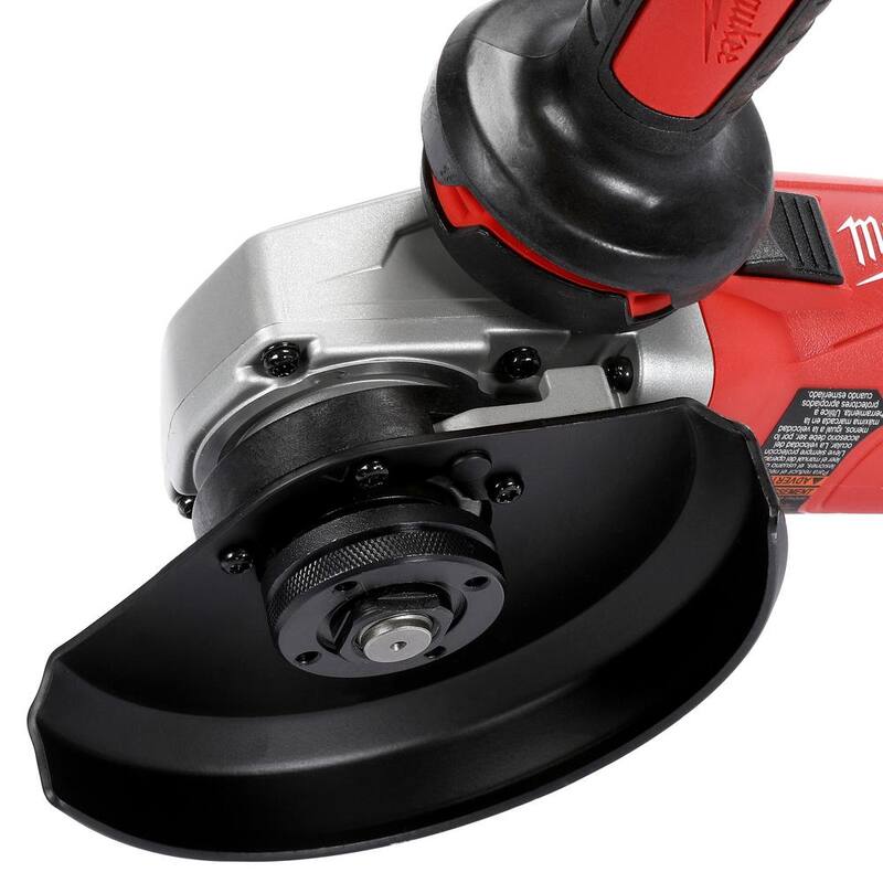 Amoladora angular pequeña de 5 pulgadas y 13 amperes con velocidad ajustable - 6117-33D en Milwaukee