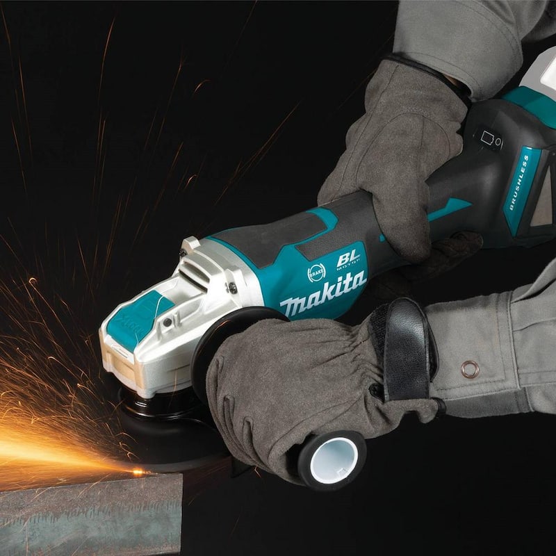 Esmeriladora angular inalámbrica Makita 18V LXT de iones de litio sin escobillas de 4-1/2 in./5 in. con interruptor de paleta X-LOCK y AFT, solo herramienta - XAG26Z.