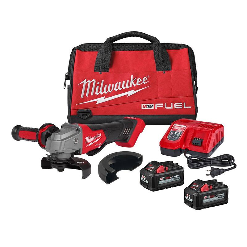 Milwaukee M18 FUEL 18V Lithium-Ion Inalámbrico sin escobillas 4-1/2 in./5 in. Amoladora, Kit con interruptor de paleta y dos baterías de 6.0 Ah - 2880-22