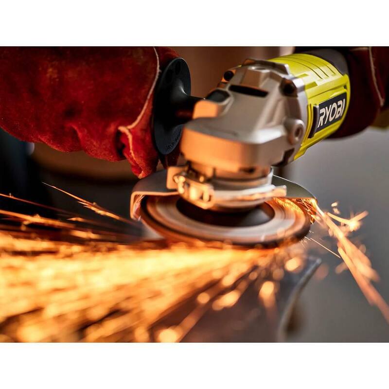 RYOBI ONE+ 18V Amoladora Angular Inalámbrica de 4-1/2 pulgadas con Batería de 4.0 Ah y Cargador - PCL445K1