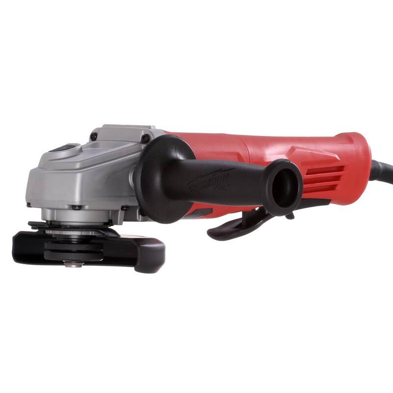 Amoladora angular pequeña con cable de 11 amperios y interruptor de seguridad sin bloqueo de Milwaukee - 6142-31