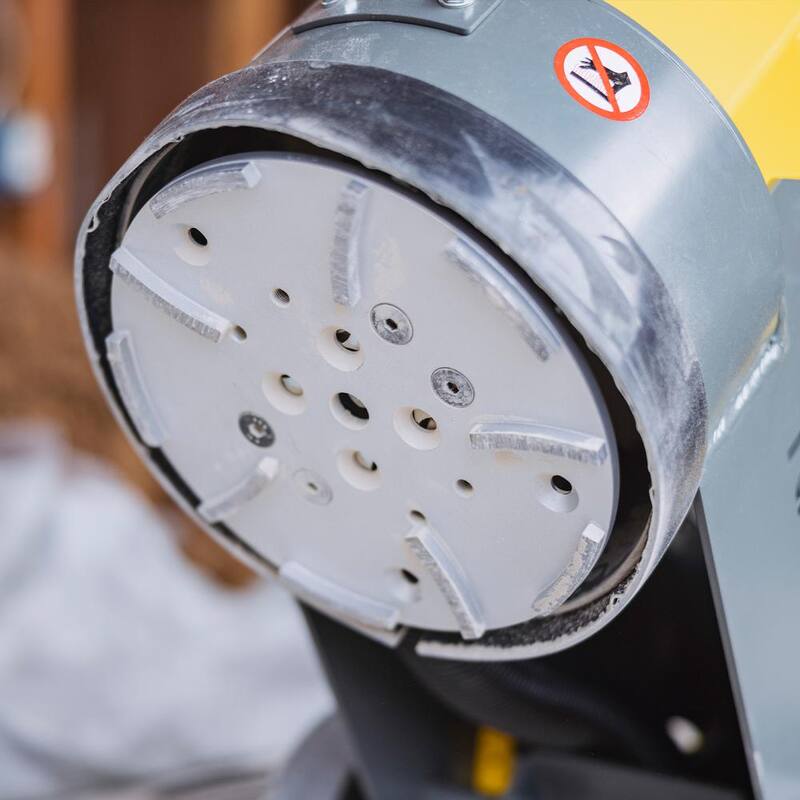 Tomahawk Power Tomahawk 11 Amp Corded 10 Inch Electric Floor Grinder Sander Polisher with Diamond Grinding Disc Plate - TGDR10

Potencia Tomahawk Tomahawk 11 Amp Corded 10 Pulgadas Eléctrico Amoladora Lijadora Pulidora de Piso con Disco de Molienda de Diamante - TGDR10