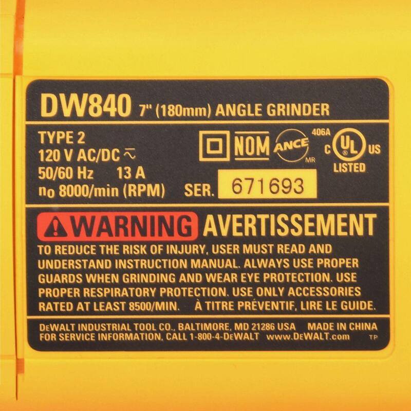 Amoladora angular de servicio pesado DEWALT de 13 amperes y 7 pulgadas con bolsa y ruedas - DW840K