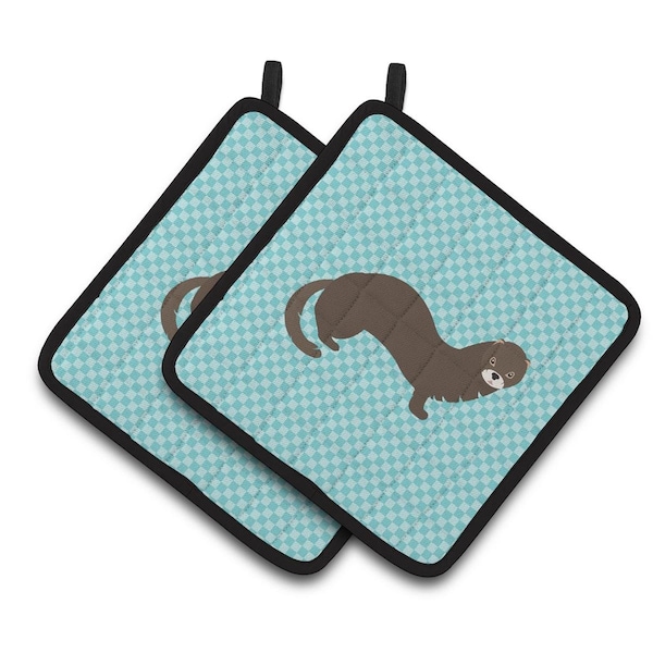 Carolines Treasures Russian or European Mink Blue Check Pair of Pot Holders - BB8042PTHD
