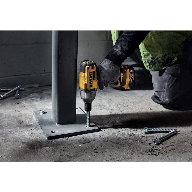 Juego de llave de impacto inalámbrica DEWALT 20V MAX de iones de litio de 1/2 pulgada - DCF900P1