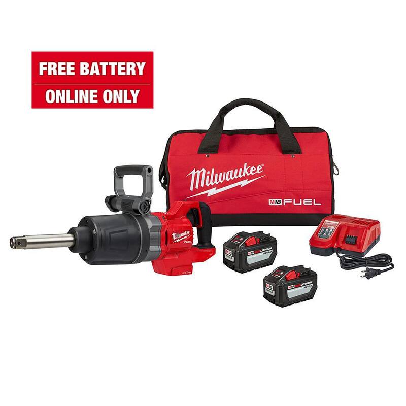Milwaukee M18 FUEL Llave de Impacto Inalámbrica sin Escobillas de Iones de Litio de 18V de 1 pulgada con Mango en D Extendido y Kit de Dos Baterías de 12.0 Ah - 2869-22HD
