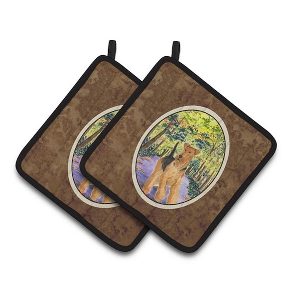 Carolines Treasures Airedale Pair of Pot Holders, 7.5 x 3 x 7.5 in. - SS8208PTHD