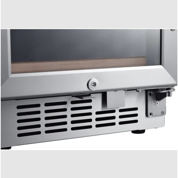 Edgestar 15 Inch Wide 30 Bottle BuiltIn Single Zone Wine Cooler with Reversible Door and LED Lighting - CWR302SZ