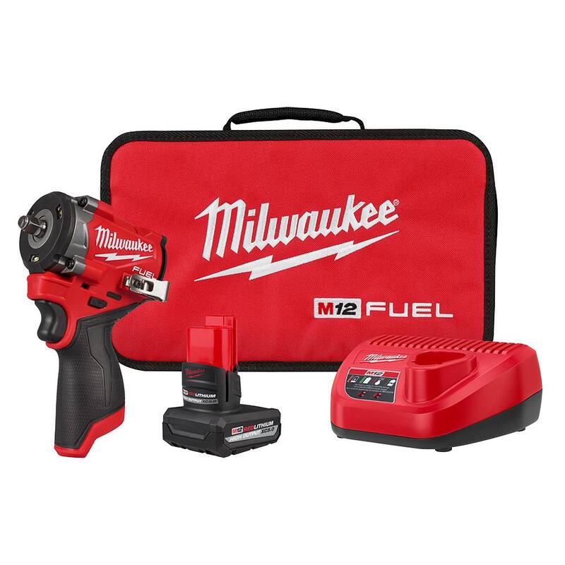 Milwaukee M12 FUEL 12V Li-Ion Brushless Cordless Stubby Kit de Llave de Impacto 3/8 in. con batería de salida alta de 5.0 Ah - 2562-21