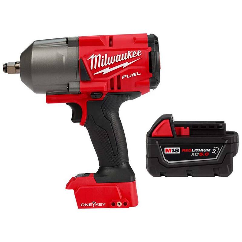 Llave de impacto inalámbrica Milwaukee M18 FUEL ONE-KEY de 18V con batería de iones de litio sin escobillas de 1/2 pulg. con anillo de fricción y batería resistente de 5.0 Ah - 2863-20-48-11-1850R.