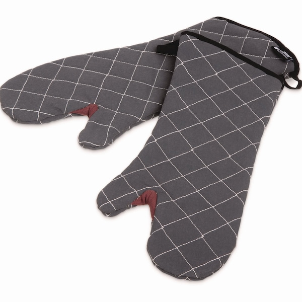 San Jamar Bestguard Oven Mitt, 17 in., WebGuard Plus Fabric, Black, Pair - 800FG17-BK