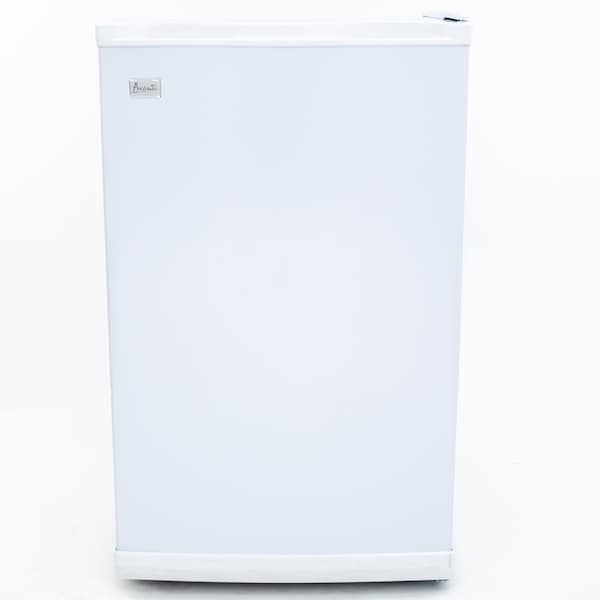 Avanti Avanti 2.8 cu. ft. Vertical Freezer, White - VF306