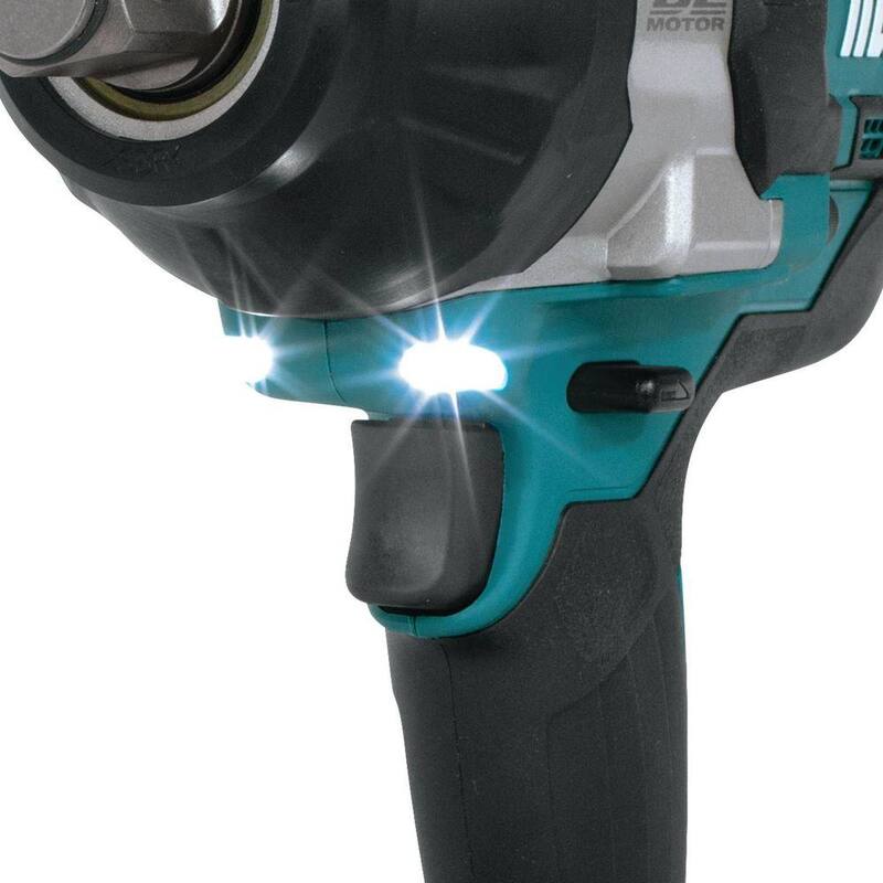 Llave de impacto inalámbrica de alto torque de 1/2 pulgadas y 3 velocidades sin escobillas de litio-ion LXT de 18V de Makita (Herramienta solamente) - XWT08Z