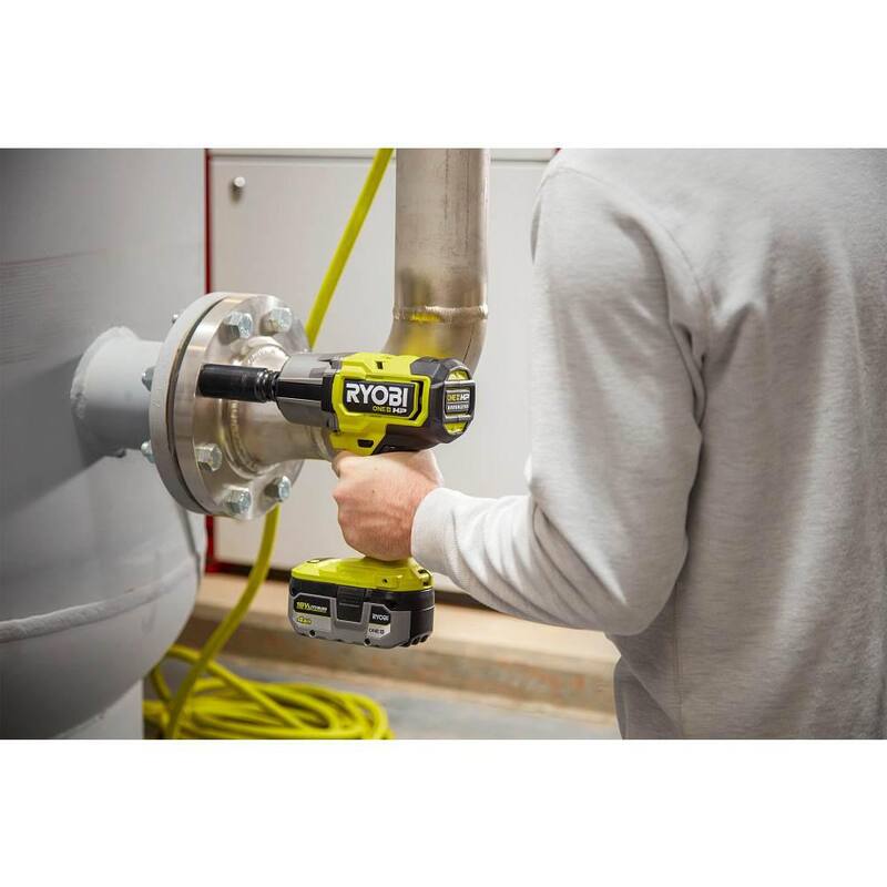 RYOBI ONE+ HP 18V Desatornillador de impacto inalámbrico sin escobillas de 1/2 pulgadas con alto torque de 4 modos kit con batería de 4.0, cargador y juego de llaves de vaso métricas - PBLIW01K1-RHMTIS31102