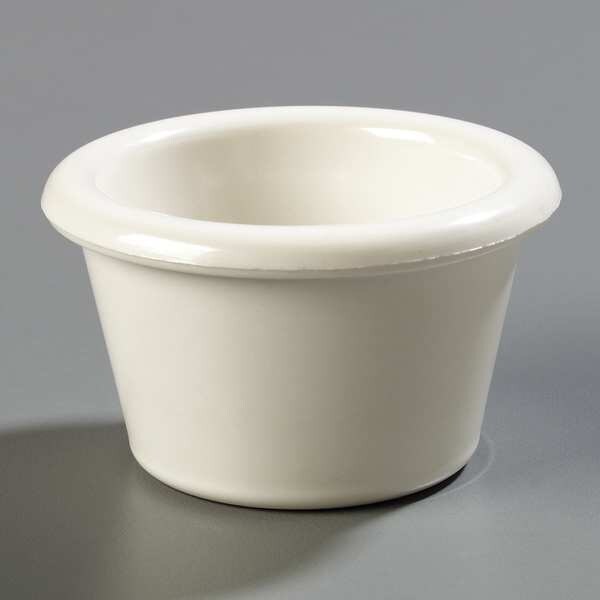 Carlisle Foodservice Smooth Ramekin, 1.5 oz., Bone, PK48 - S275GR42