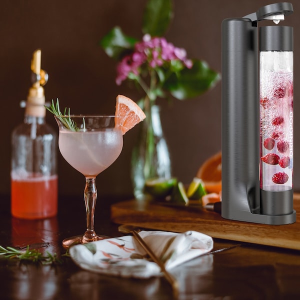 Drinkpod FIZZpod Soda Maker w/CO2 Cylinder- Fizzy Drink Machine w/3 PET Bottles, 3 Caps, 1 Carbonator Cap - DPFZPOD1KB-CO2