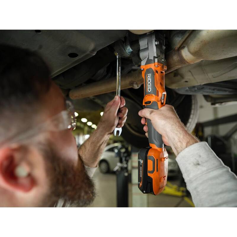 Llave de impacto angular derecha RIDGID 18V SubCompact Brushless de 1/2 pulgadas (herramienta solamente) - R8721B