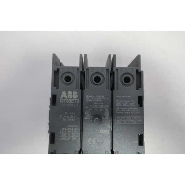 Interruptor de desconexión Abb Switch 3P 30A 600V-AC sin Fusible - OT30ET3