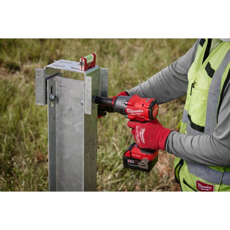 Llave de impacto inalámbrica Milwaukee M18 FUEL de 18 voltios con tecnología de iones de litio sin escobillas de 1/2 pulgadas con control de torque medio (solo la herramienta) - 3062-20