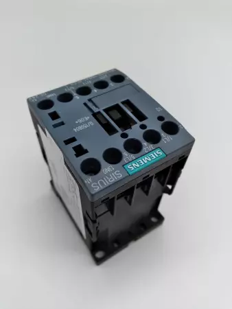 Siemens Contactor 3RT2016-1BB41-0CC0