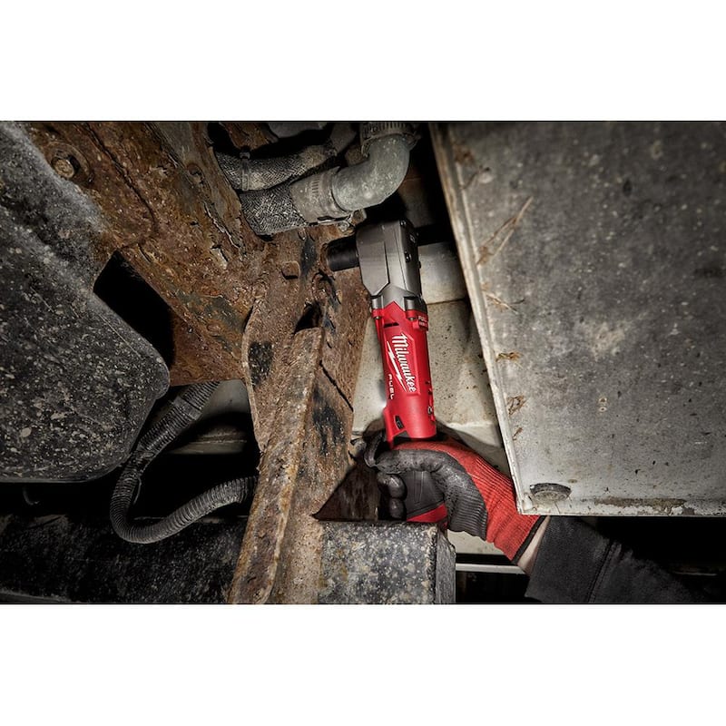 Llave de impacto angular derecha inalámbrica sin escobillas de 12V Milwaukee M12 FUEL con batería de iones de litio de 3/8 pulgadas y paquete de batería de 3.0 Ah (paquete de 2) - 2564-20-48-11-2412