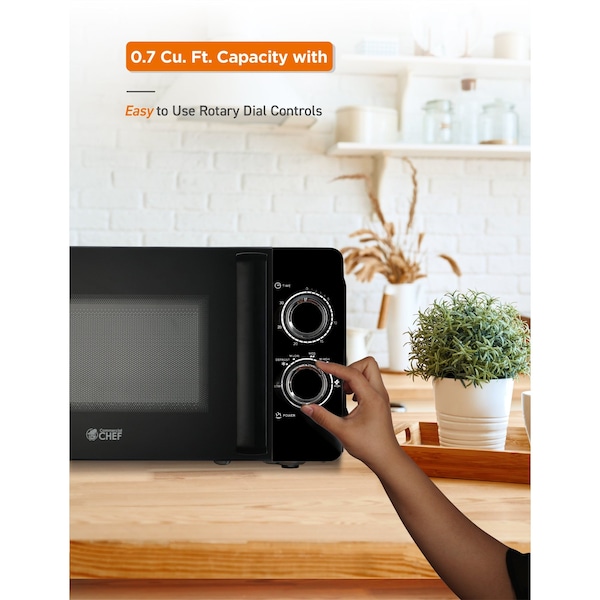 Commercial Chef 0.7 cu ft. 700 - Watt Countertop Microwave Oven, Black - CHM7DBD