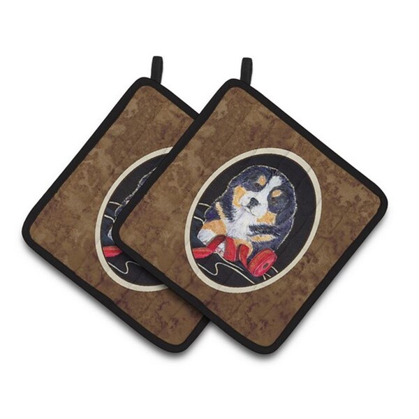 Carolines Treasures Bernese Mountain Dog Pair of Pot Holders, 7.5 x 3 x 7.5 in. - SS8569PTHD