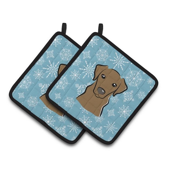 Carolines Treasures Snowflake Chocolate Labrador Pair of Pot Holders, 7.5 x 3 x 7.5 in. - BB1668PTHD