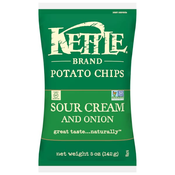 Kettle Foods Papas Fritas Kettle Sabor Crema Agria y Cebolla 5 oz., Paquete con 15 - 800043