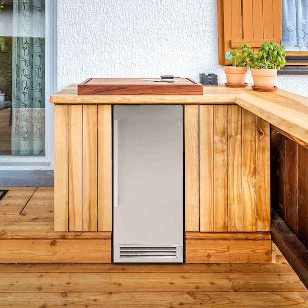 Avanti Outdoor Built-In 15 in. Ice Maker, Stainless Steel - OIM1550U3S