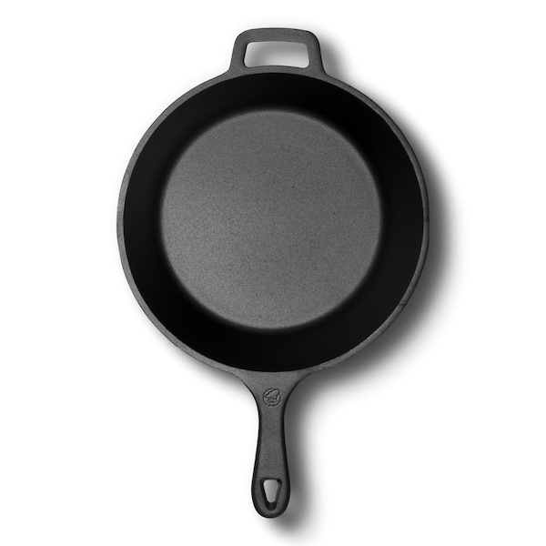 Commercial Chef 3 Qt Cast Iron Dutch Oven with Skillet Lid - CHFL3CC