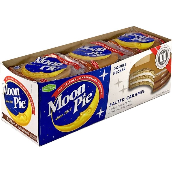 Moonpie Moonpie Sandwich de malvavisco de doble capa relleno de caramelo salado 2.75 oz., paquete de 81 - 81008