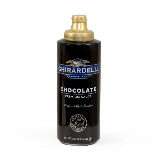 Botella exprimible de salsa de chocolate Ghirardelli Black Label de 16 oz., paquete de 12 - 61282.