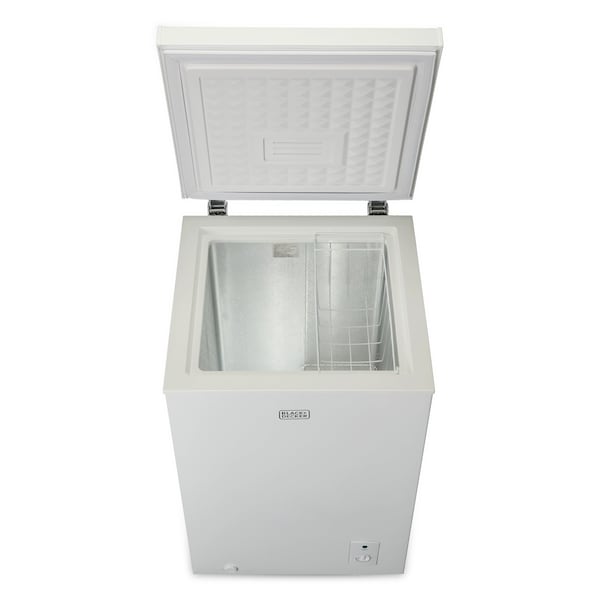 Black & Decker 3.5 Cu. Ft. Chest Freezer, Holds up to 122 Lbs. of Frozen Food with Organizer Basket - BCFK356