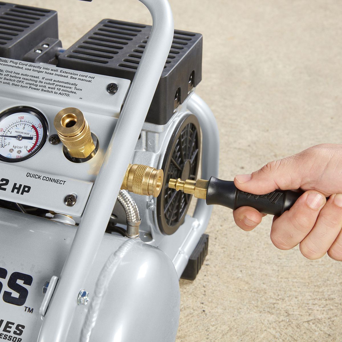 Fortaleza 2 Galones 135 PSI, Compresor de Aire para Sitios de Trabajo de Mano Ultra Silencioso - 64596