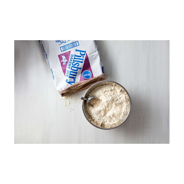 Mezcla para pastel Pillsbury Bakers' Plus Amarillo de 50 lbs - 18000-39283
