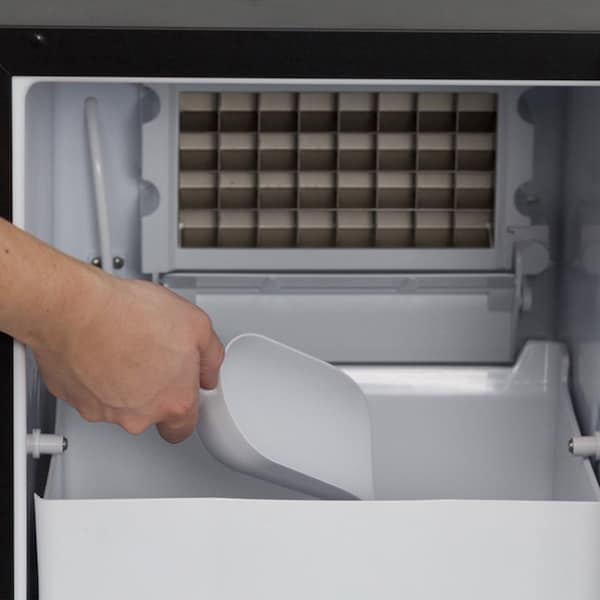 Avanti 15 in. Built-in or Freestanding Ice Maker, Stainless Steel - IME49U3S-IS
